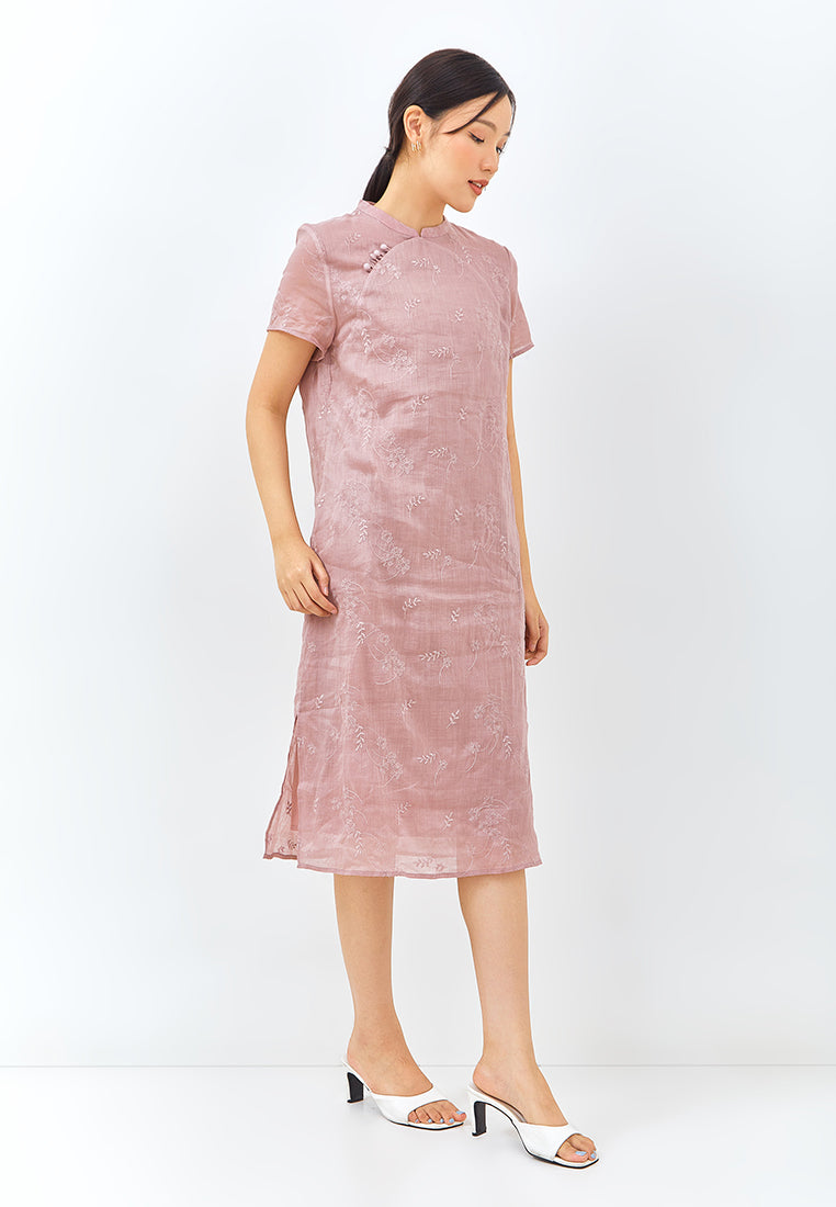 Floral Embroidered Cheongsam Dress